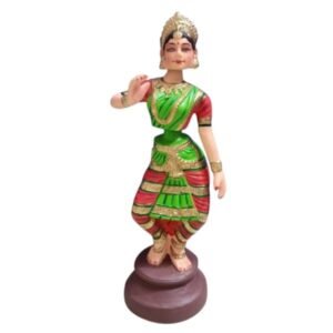 DANCING BHARATHANATYAM