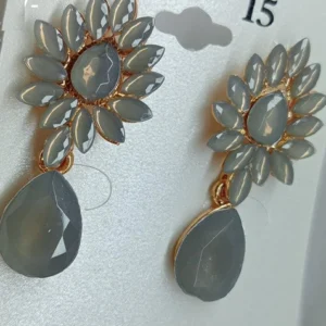 Earrings - P18a