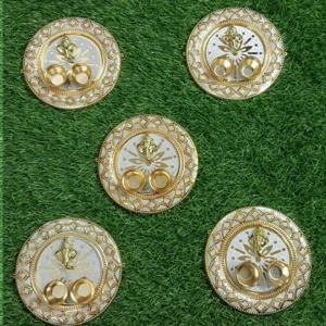Kumkum Chimizh - P16